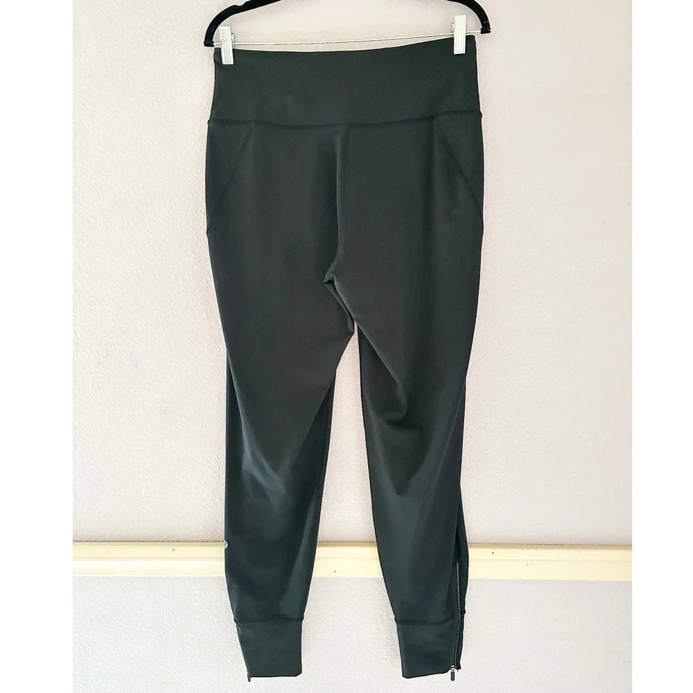 Lululemon Fresh Tracks Pant II Black Size 6‎